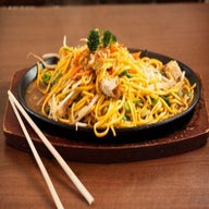 Sizzling Noodles - Vegetarian